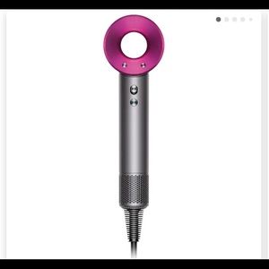 Dyson Hair Dryer with 3 attachments
